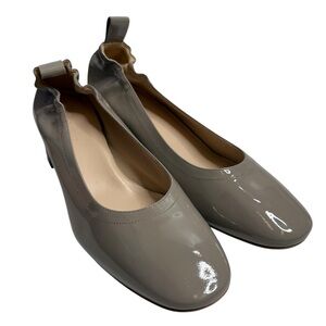 EVERLANE Women's Patent Leather Ballet Heels in Taupe $288